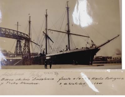 Barco chileno Andalucía frente a M Rodríguez y Pedro de Mendoza