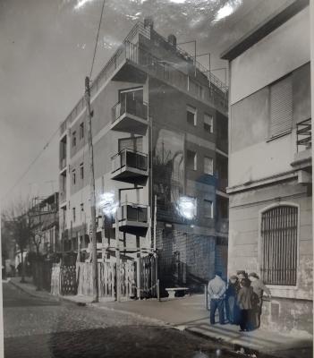 Caminito, esquina Lamadrid