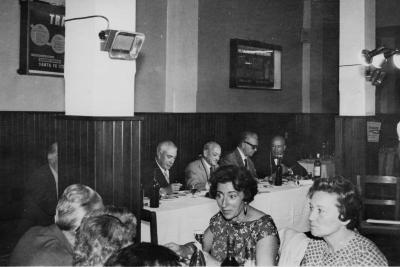 Orden del tornillo, 1965, 402